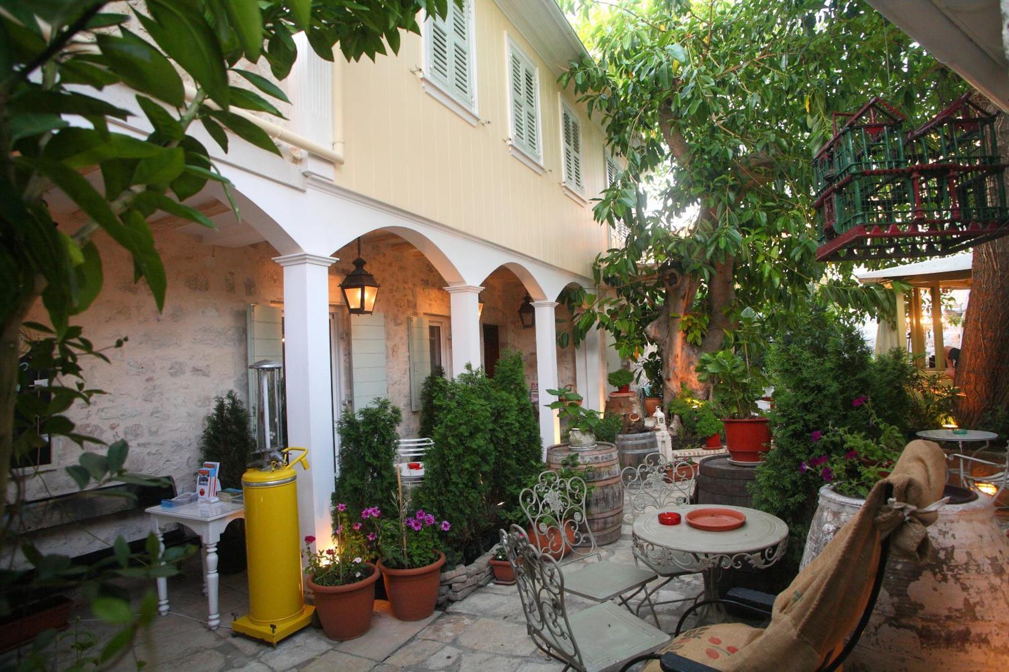 Hotel The Aigli à Lefkáda Extérieur photo