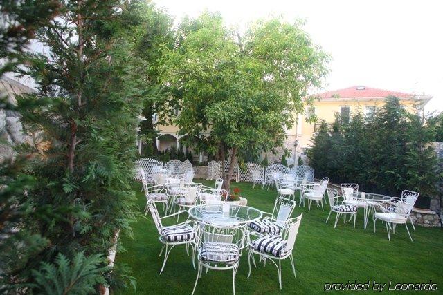 Hotel The Aigli à Lefkáda Restaurant photo