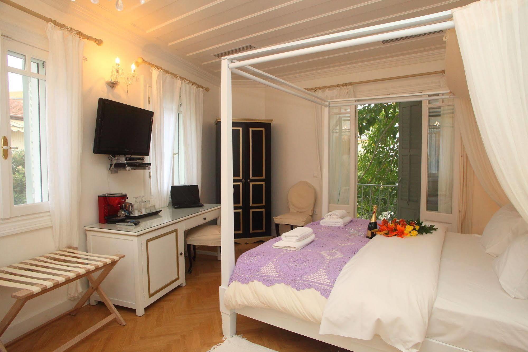 Hotel The Aigli à Lefkáda Extérieur photo